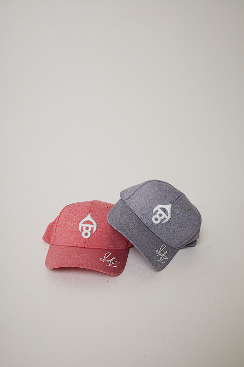 Бейсболка женская Great 8 серая  