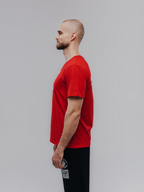 Футболка с коротким рукавом красная