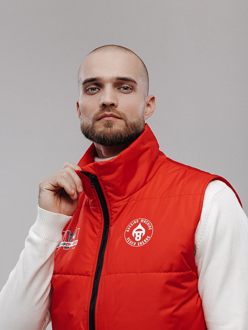 Жилет утепленный красный  в интернет-магазине бренда Александра Овечкина WWW.OVIGR8.COM