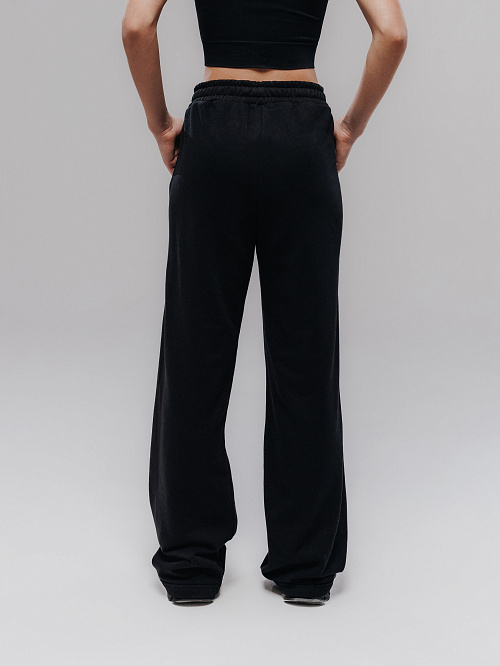 Брюки прямые черные женские