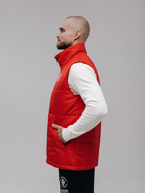 Жилет утепленный красный  в интернет-магазине бренда Александра Овечкина WWW.OVIGR8.COM