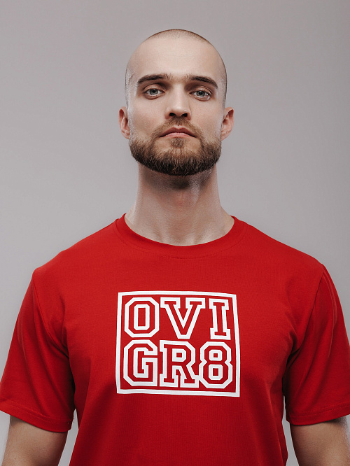 Футболка с коротким рукавом красная