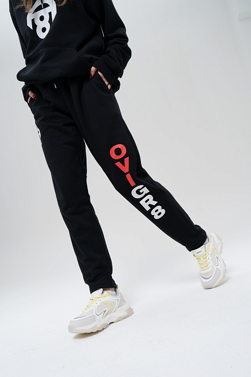 Спортивные брюки черные  