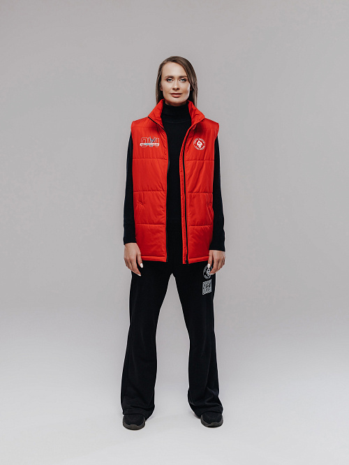 Жилет утепленный красный женский  в интернет-магазине бренда Александра Овечкина WWW.OVIGR8.COM