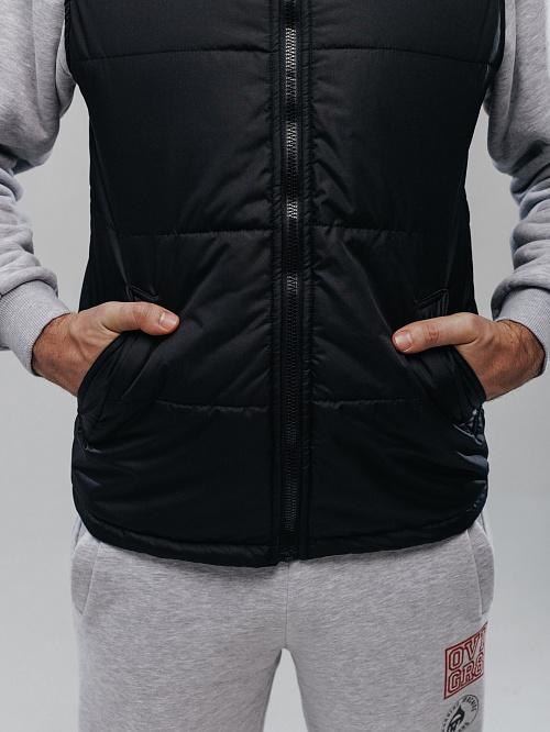 Жилет утепленный черный 